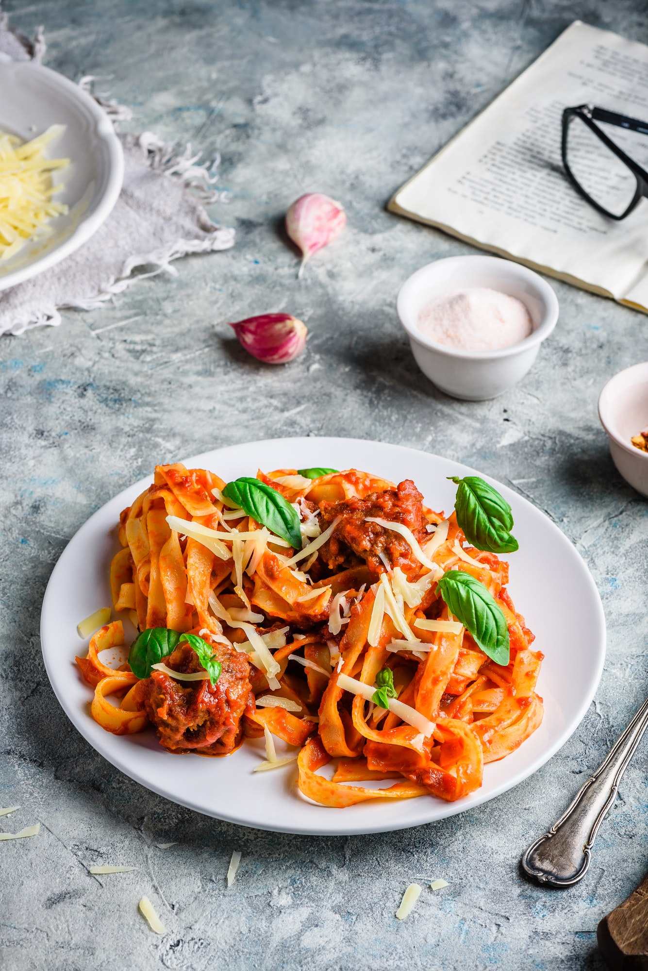 Pasta with mini meatballs